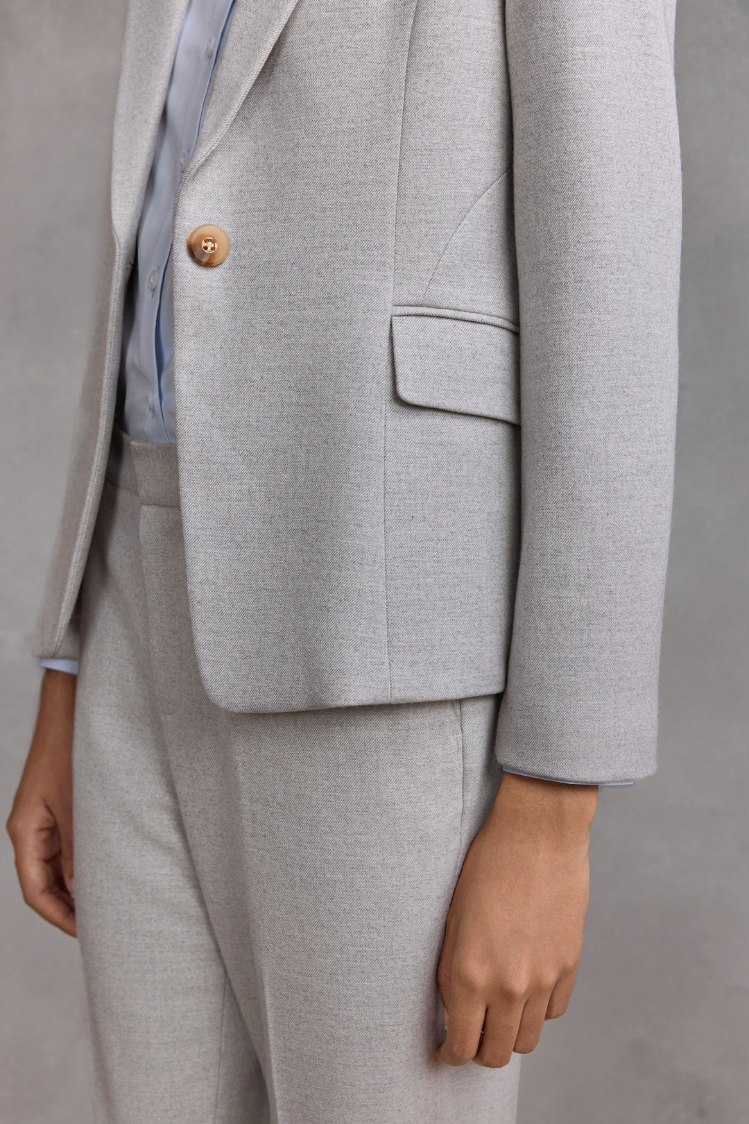 Brushed 標準領套裝西裝外套