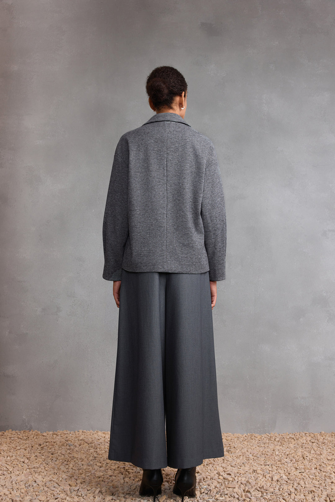 劍領泡泡袖獨立西裝外套