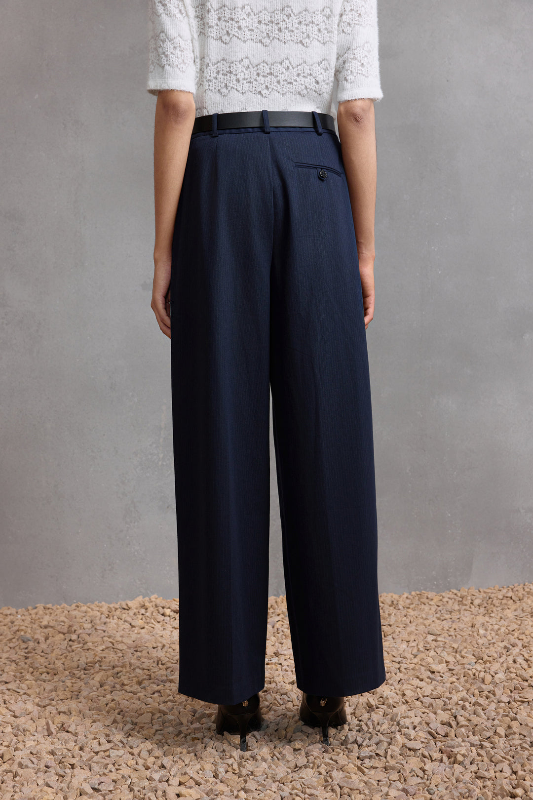 Denim 休閒長褲(配腰帶)