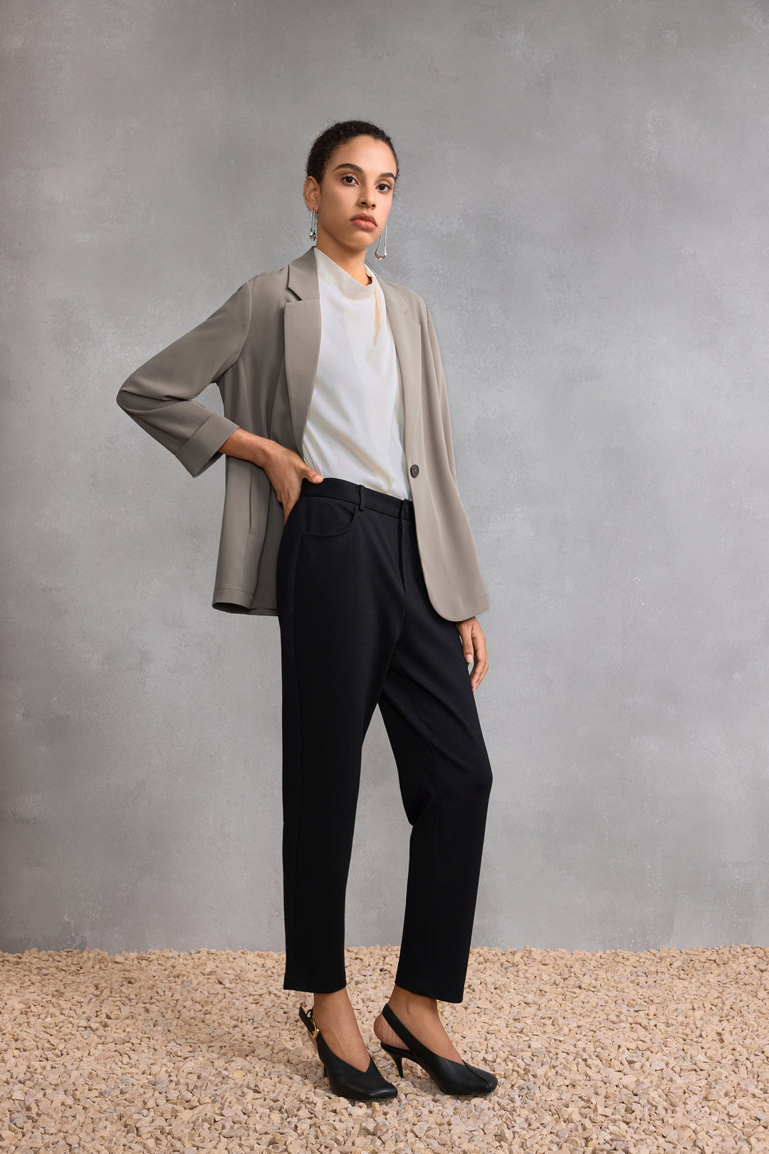 煙管褲型休閒長褲