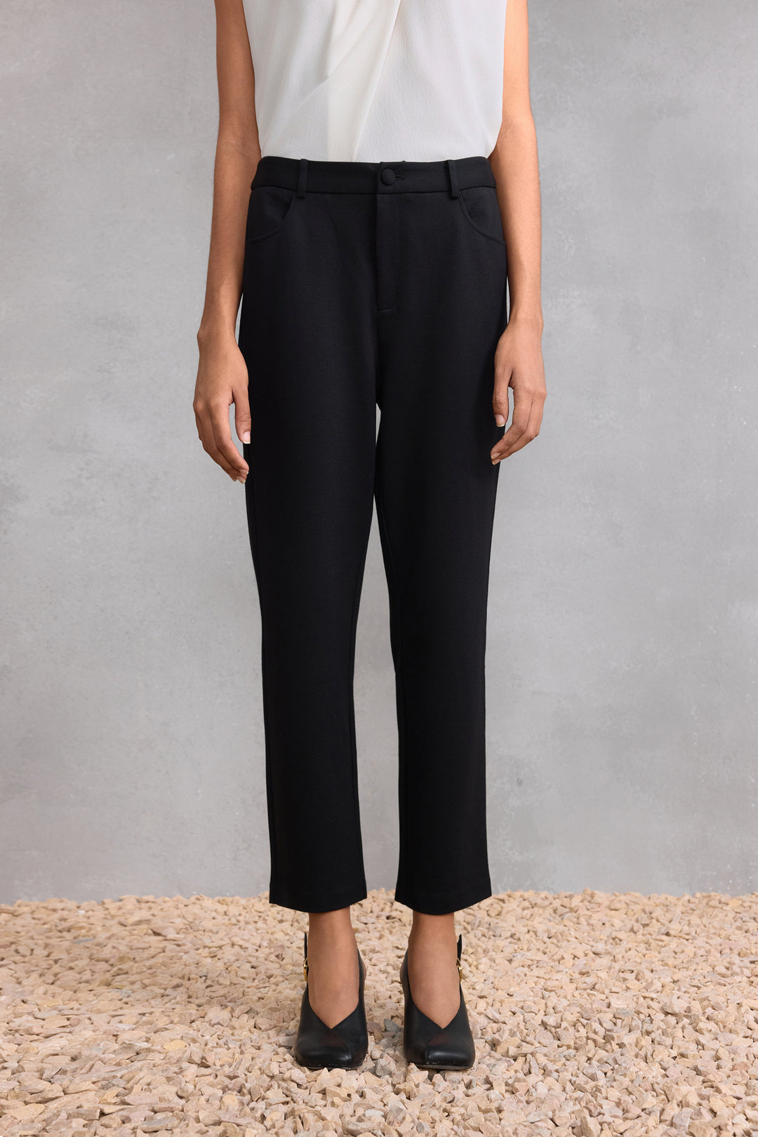 煙管褲型休閒長褲