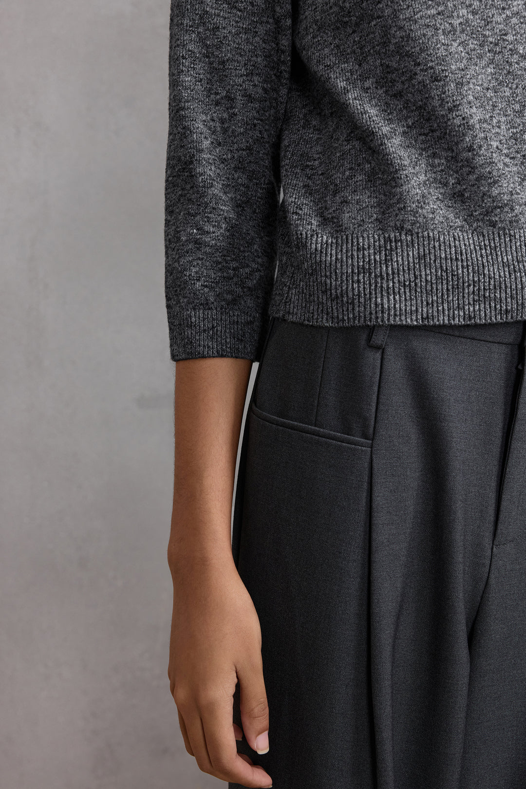 圓領七分袖針織毛衣