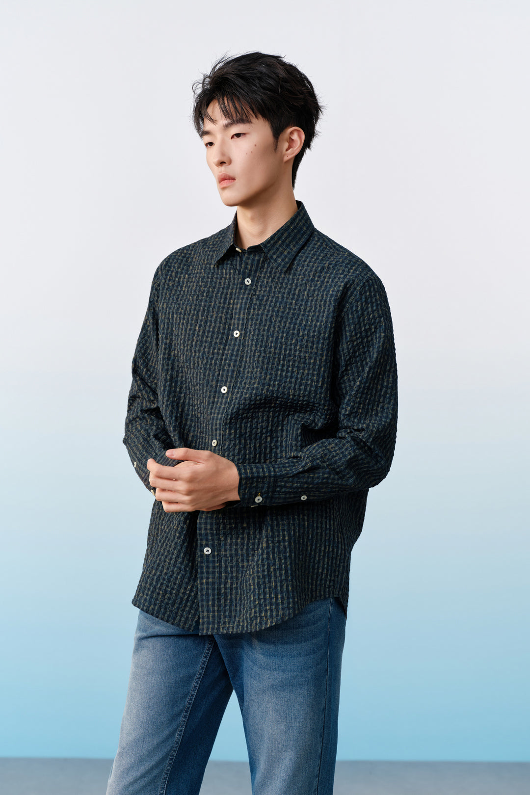 Relax Fit Long-Sleeve Casual Shirt