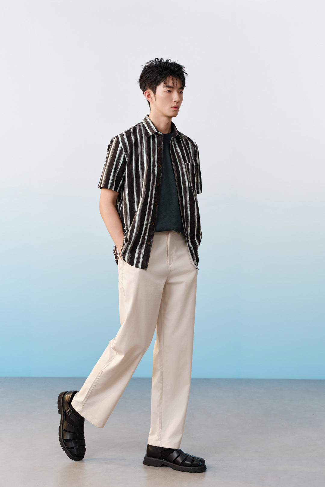 Comfort Fit 短袖休閒恤衫