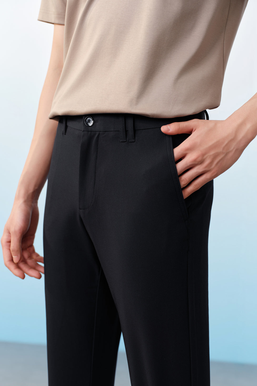Multi-Way Stretch 休閒長褲