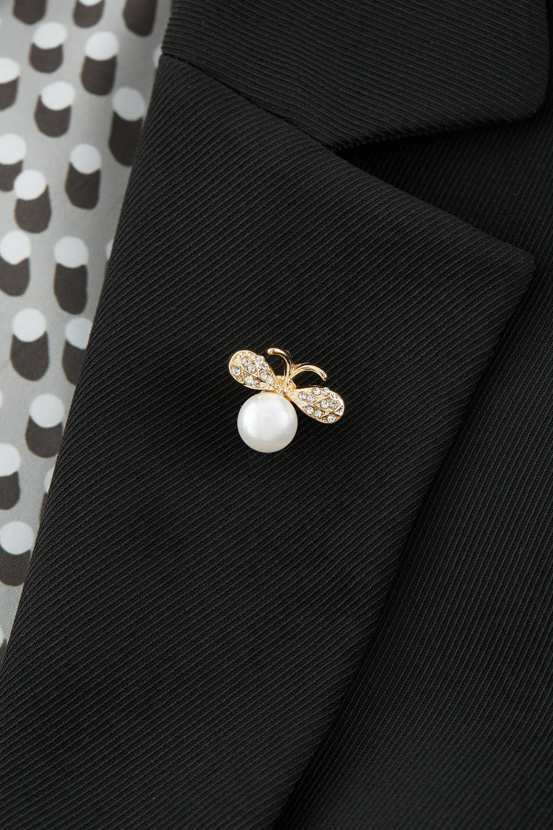 Cool Touch Notch Lapel Suit Blazer With Brooch