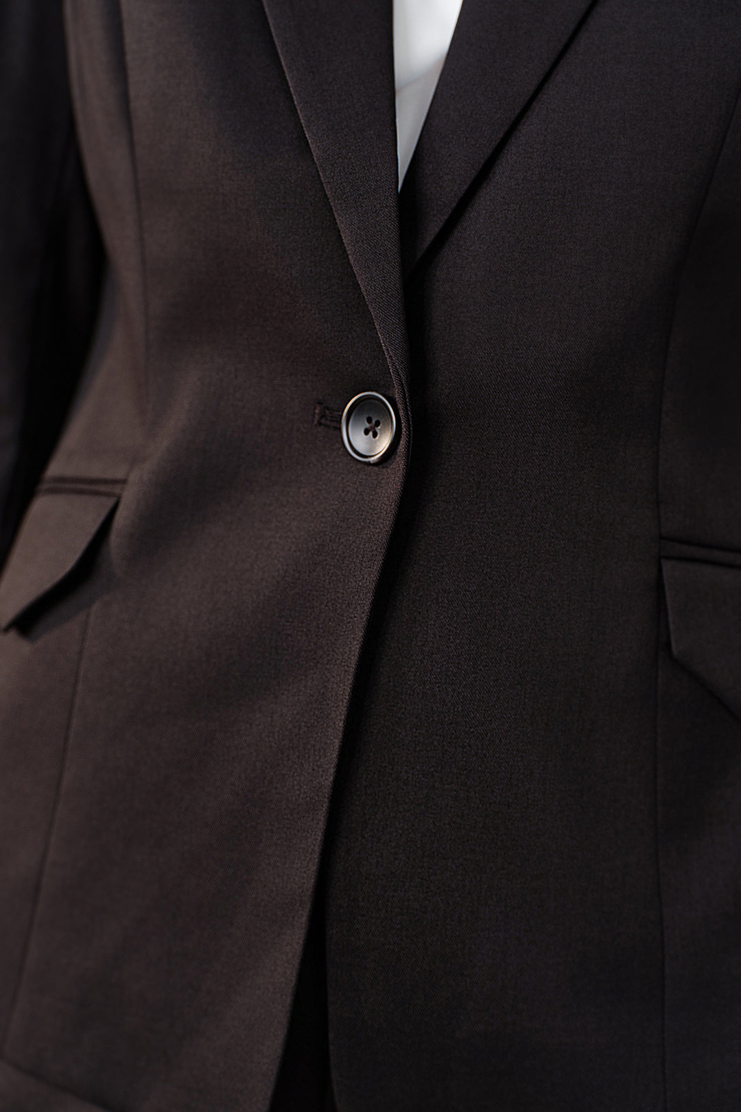 Three Proof Finish | Peak Lapel Suit Blazer