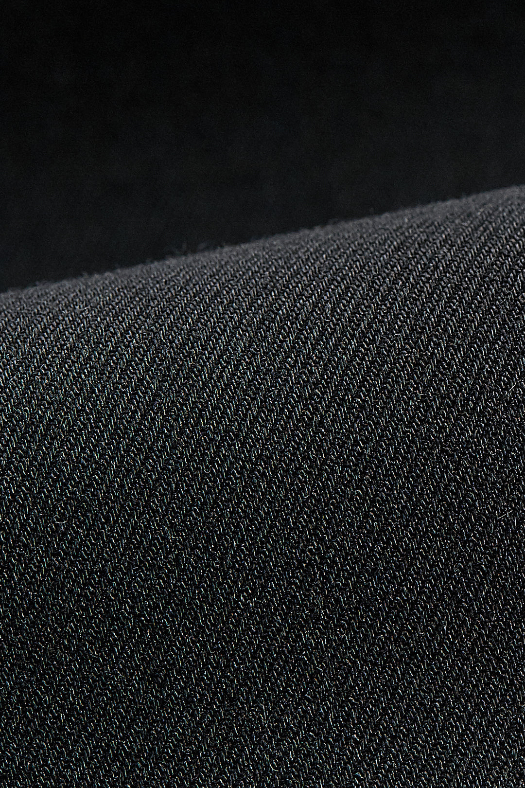 Cool Touch | Peak Lapel 劍領套裝西裝外套(配胸針)