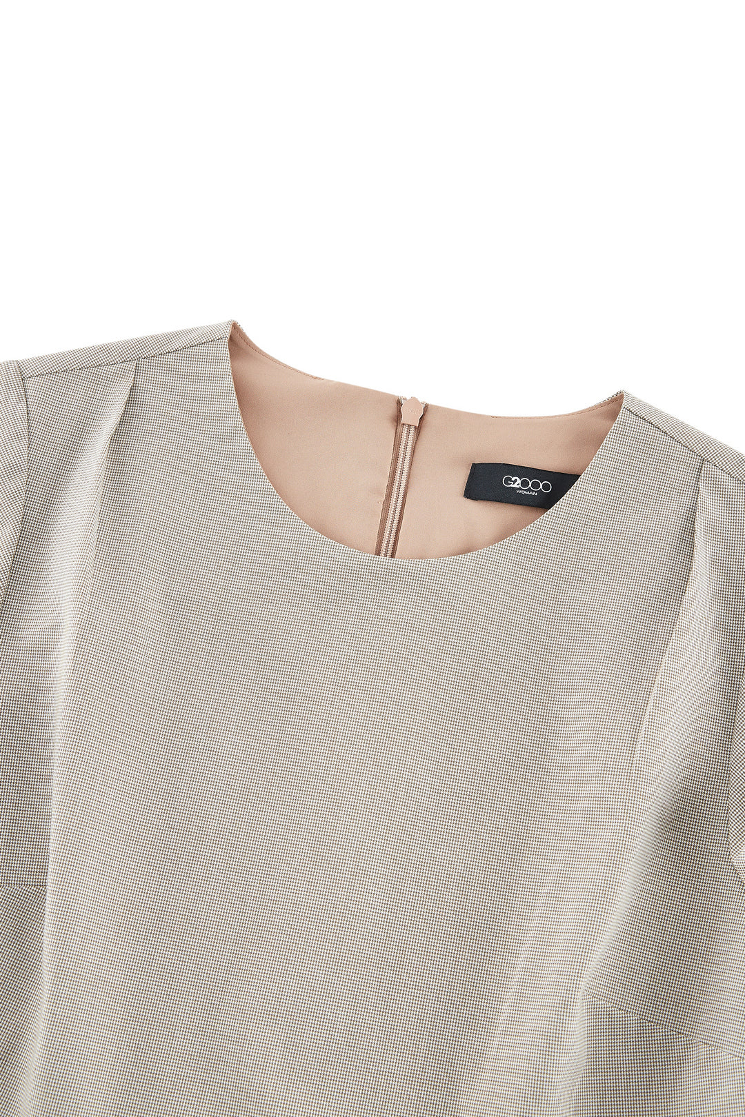 Round Neck 圓領連身裙(配同色流蘇細節腰帶)