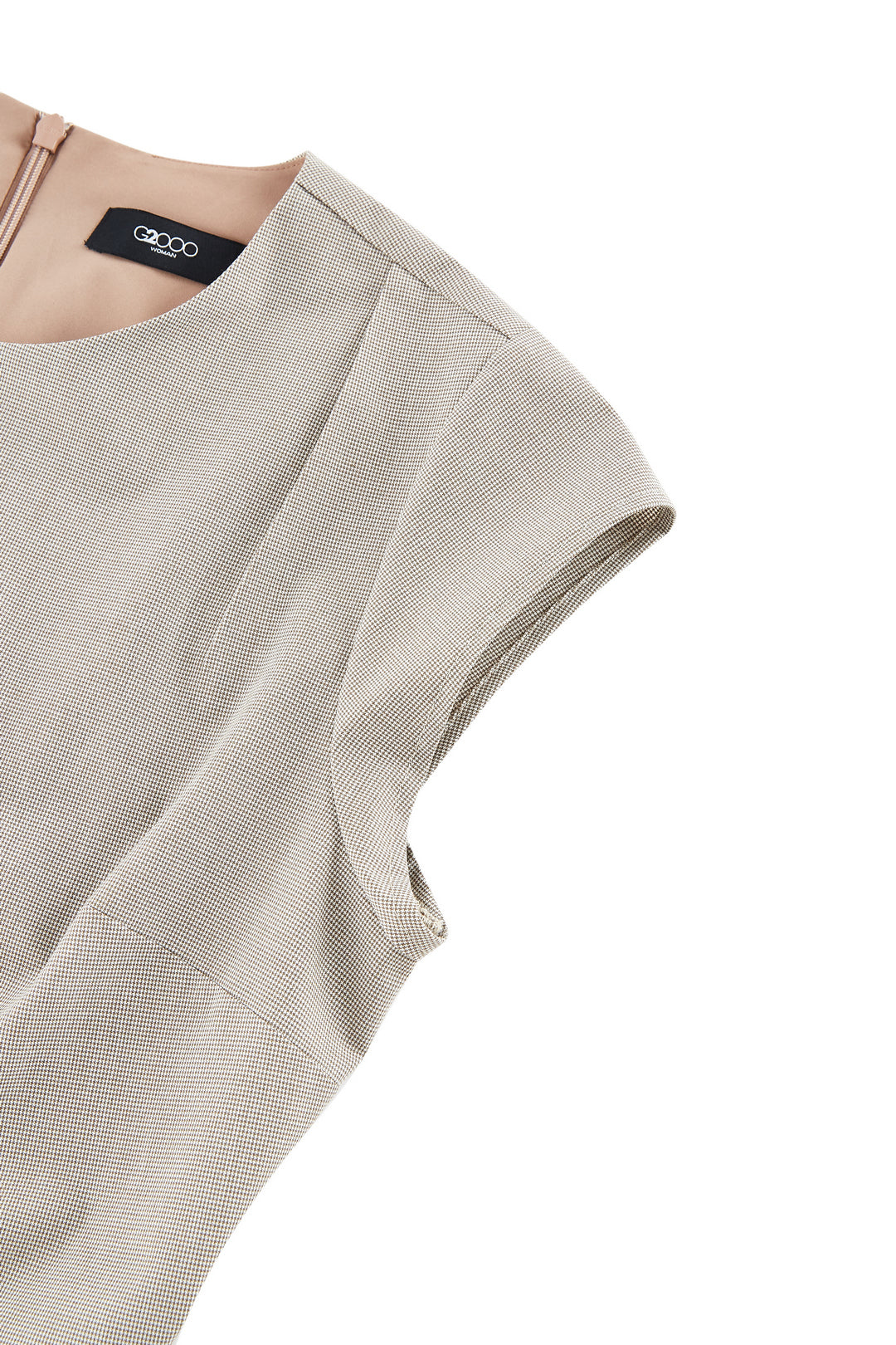 Round Neck 圓領連身裙(配同色流蘇細節腰帶)