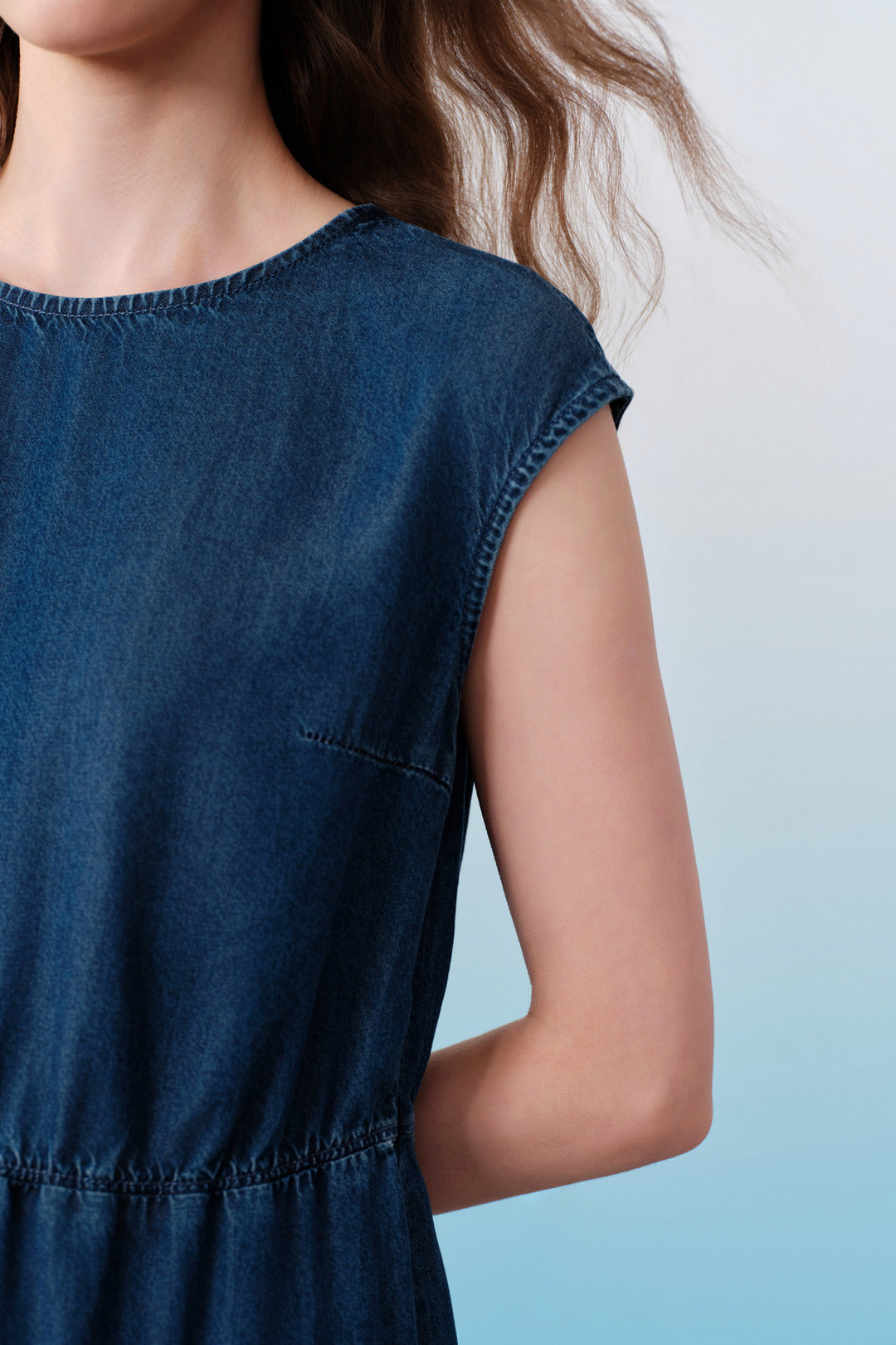 Round Neck 圓領連身裙