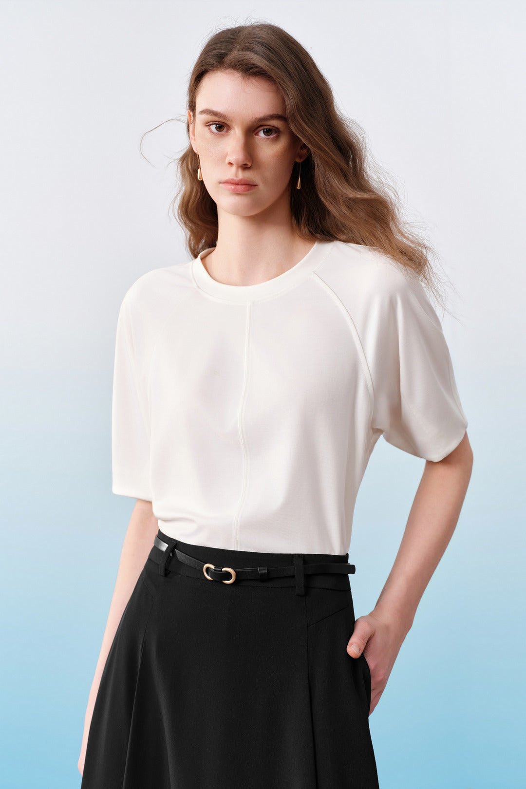 Round Neck 圓領切駁衫