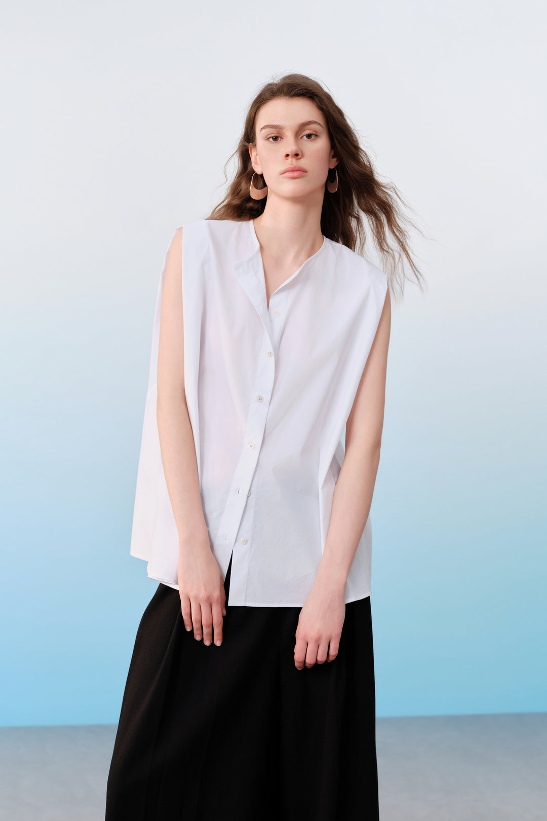 Round Neck 圓領襯衫