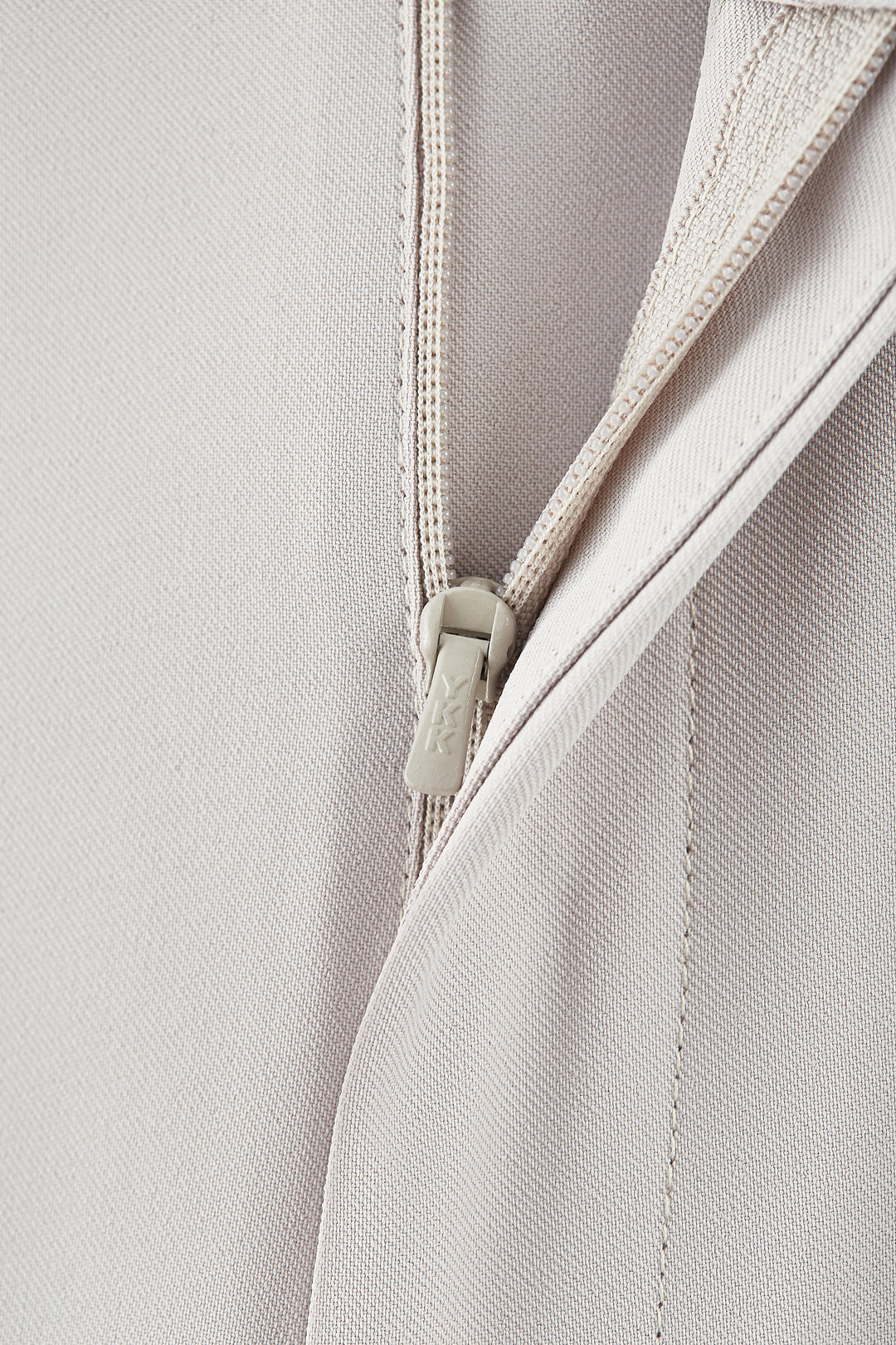 Cool Touch | Regular Waist 休閒長褲