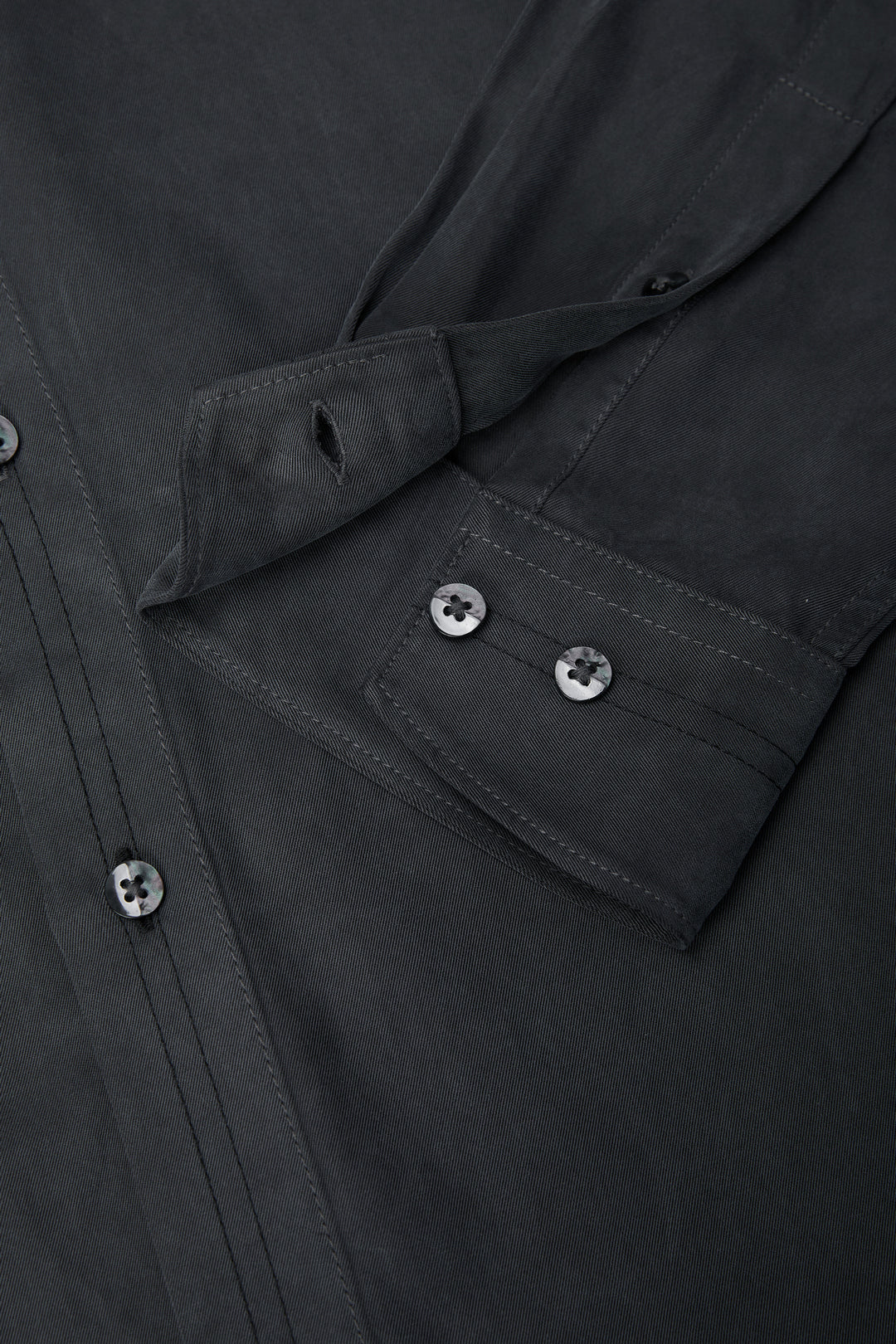 BLAACK | Relax Fit Long-Sleeve Casual Shirt