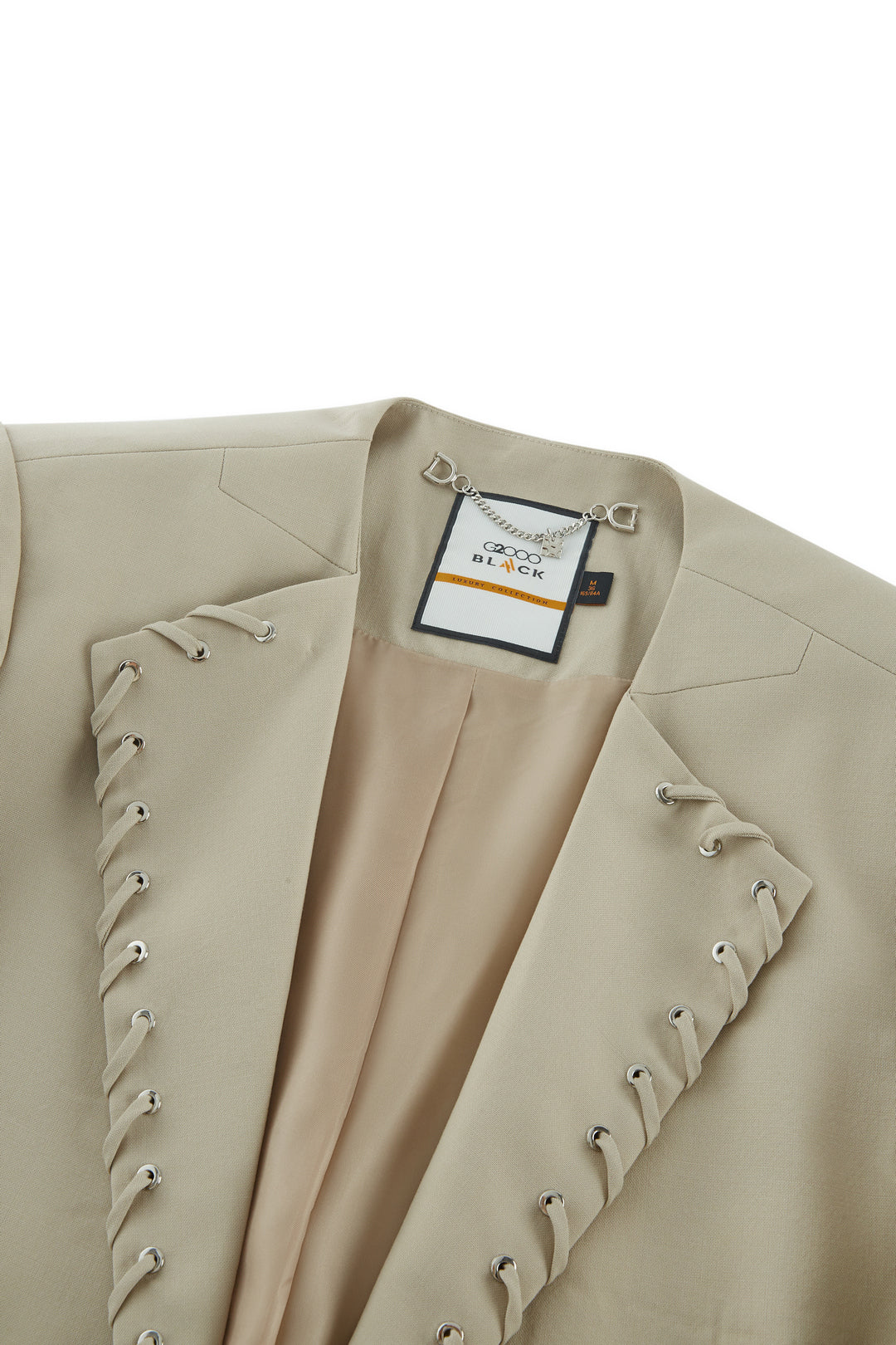 LUXURY | 100% Wool | Lapel With Metal Studs And Self Fabric Looping 金屬鉚釘和自布環的翻領獨立西裝外套(配墊肩)