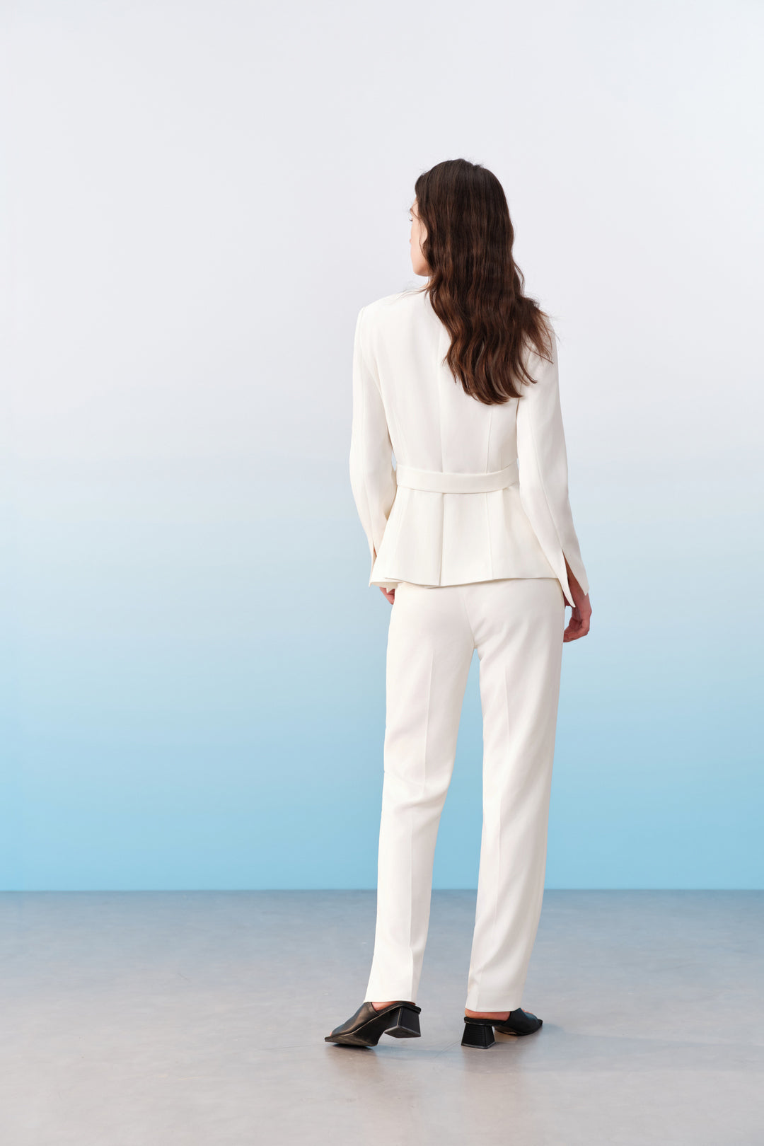 BLAACK | Machine Washable | Round Neck Suit Blazer