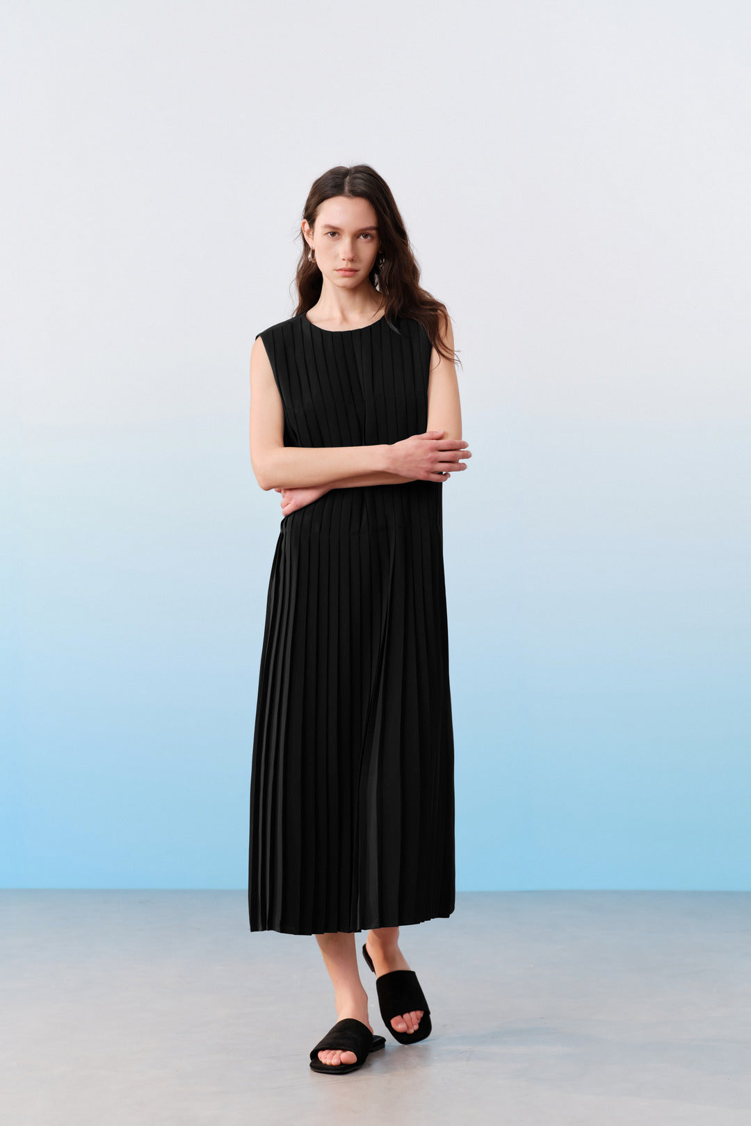 BLAACK | Multi-Way Stretch Round Neck Dress