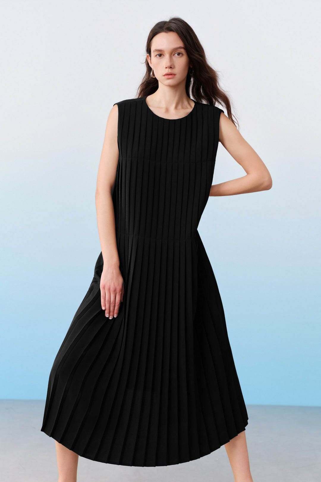 BLAACK | Multi-Way Stretch Round Neck Dress