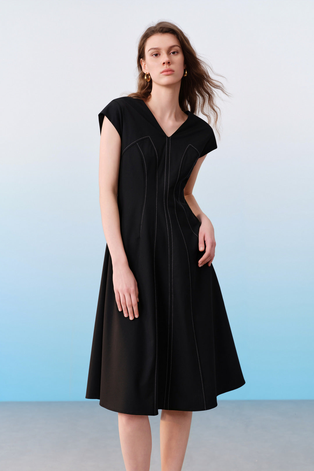 BLAACK | Wool Blend | Front And Back V-Neck Design Dress