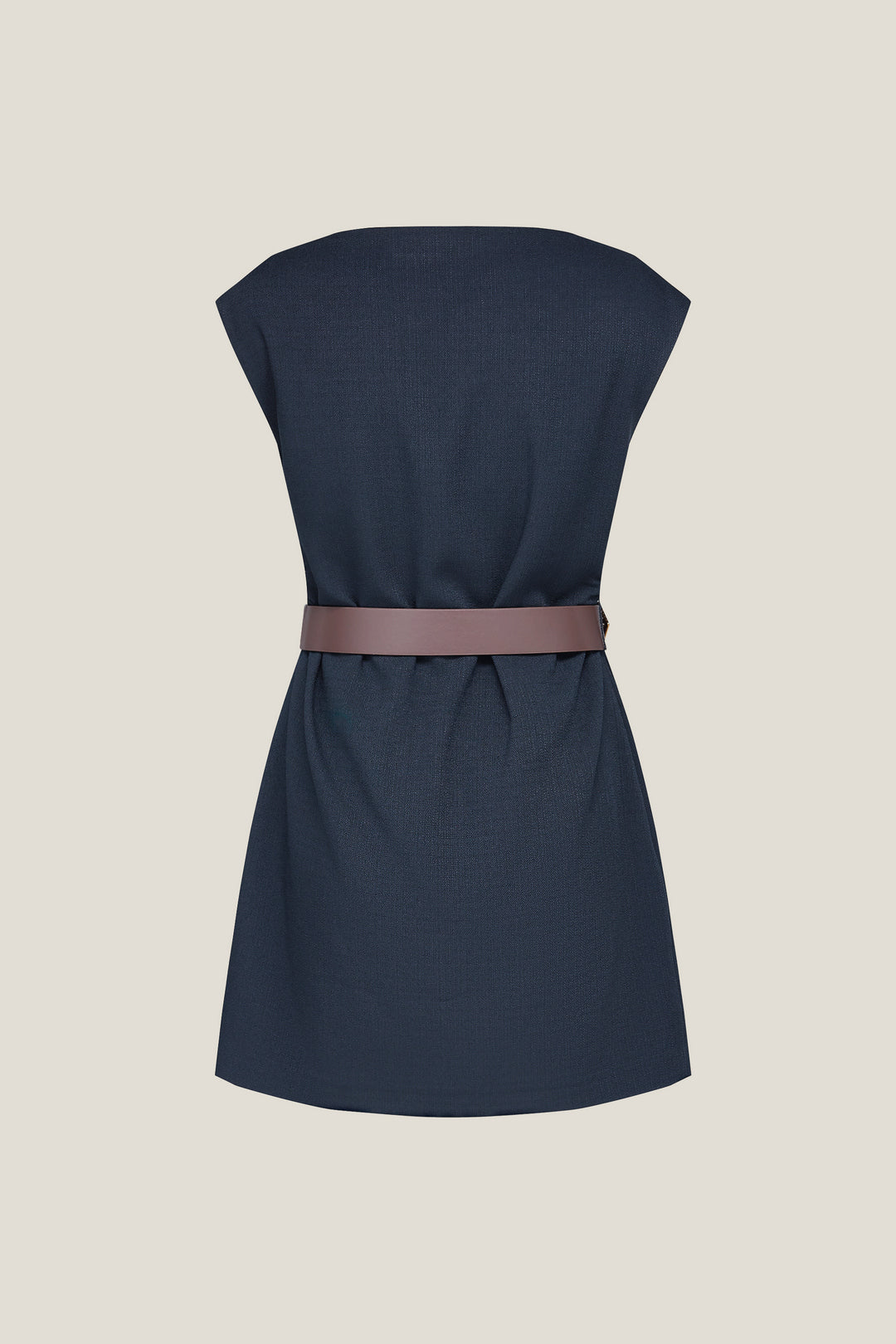 BLAACK | Asymmetrical Neckline 不對稱領口連身裙(配寬版扣環撞色腰帶)