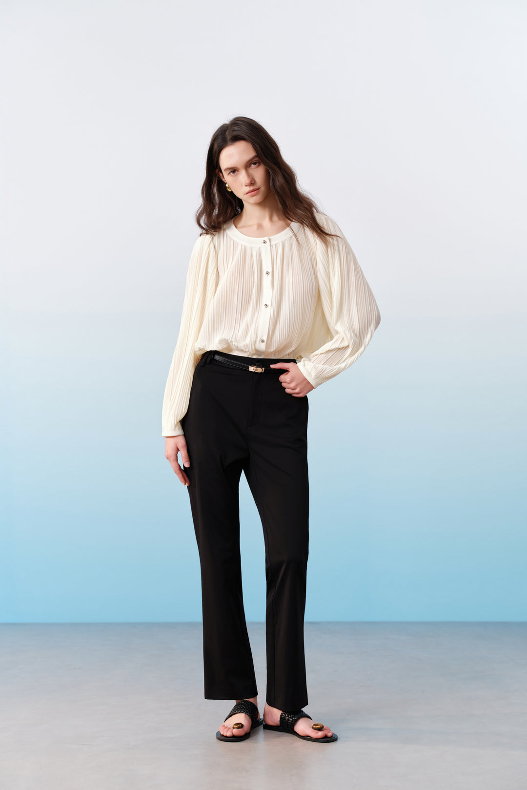 BLAACK | Regular Waist 休閒長褲(配腰帶)