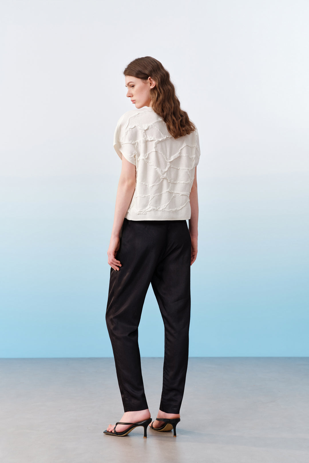 BLAACK | Regular Waist 休閒長褲(配配套絲巾腰帶)