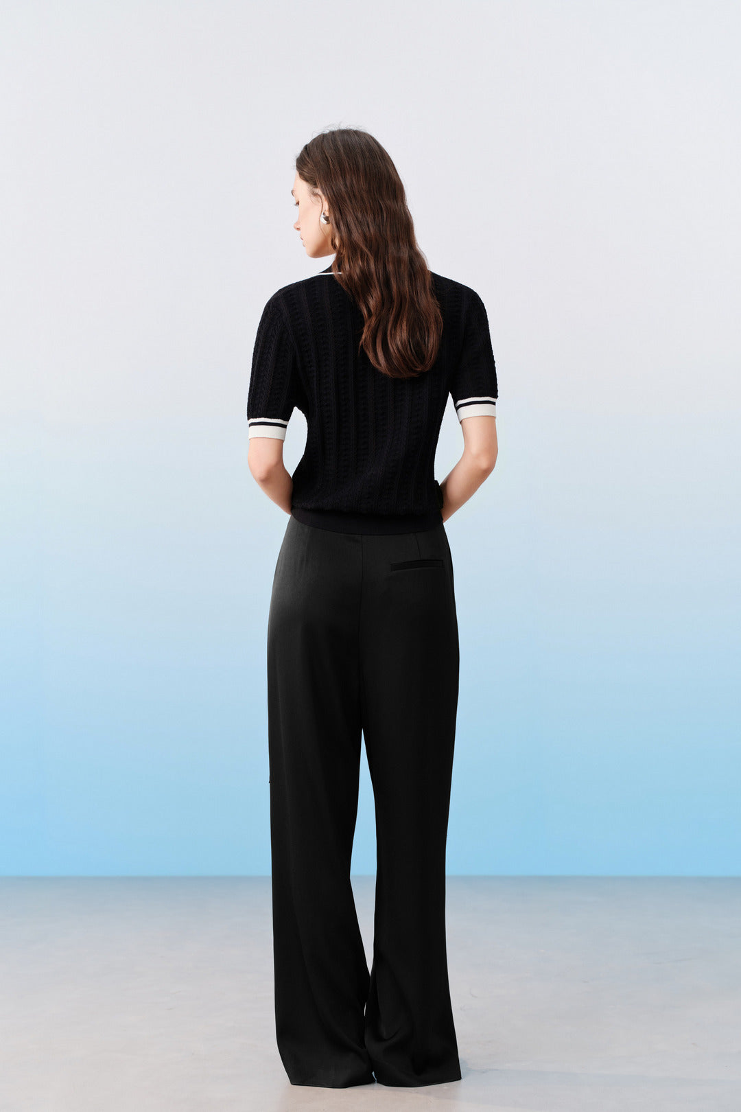 BLAACK | 100% Cotton Round Neck Knit Sweater