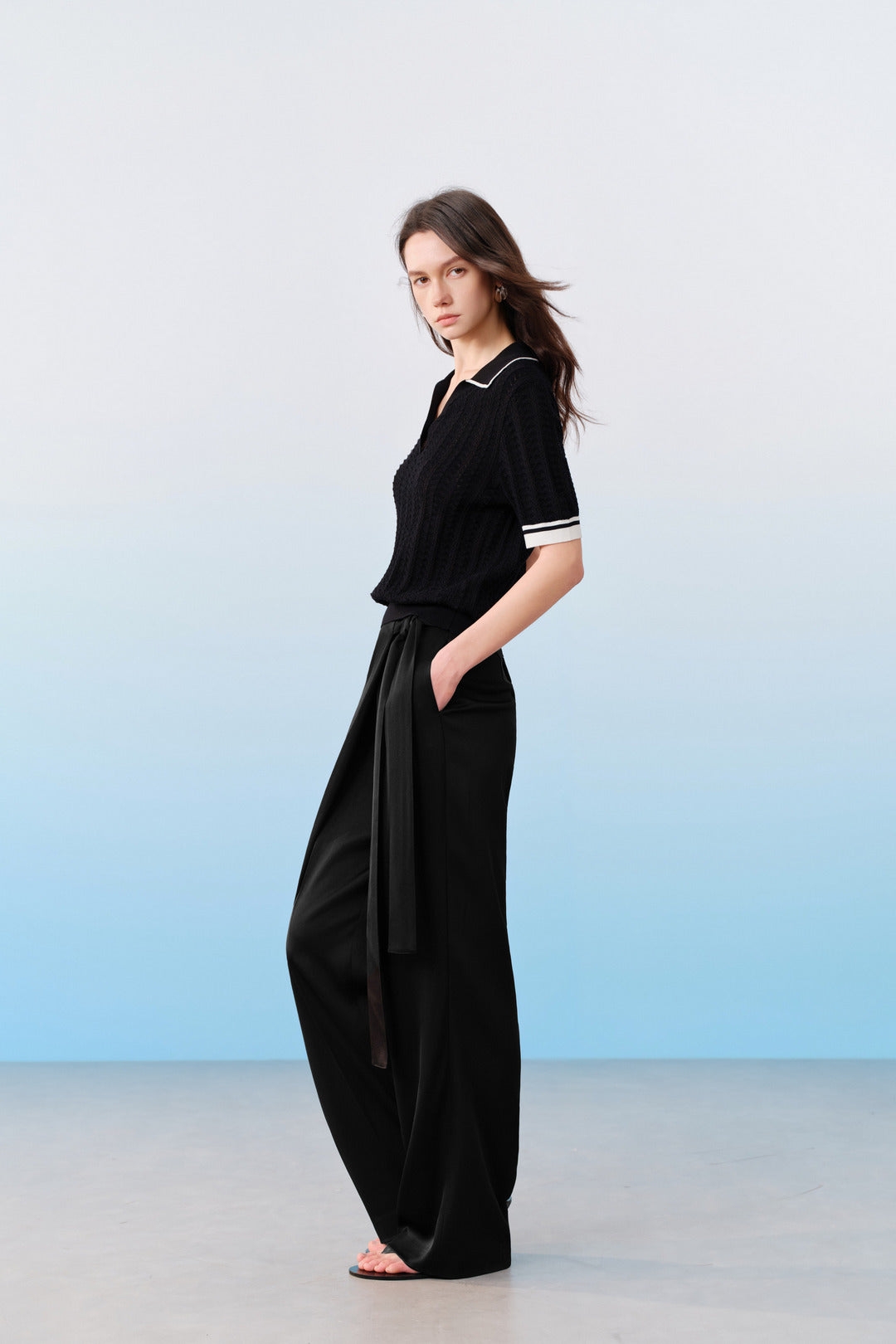 BLAACK | 100% Cotton Round Neck Knit Sweater