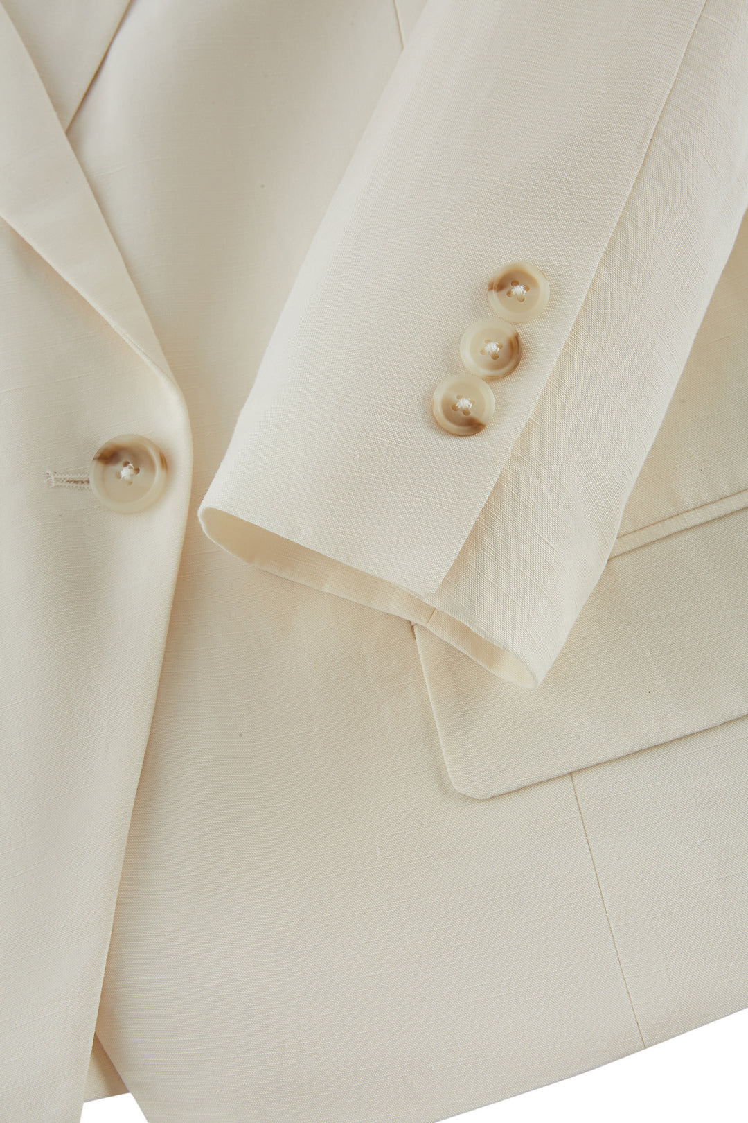 Machine Washable | Peak Lapel 劍領套裝西裝外套(配胸針)