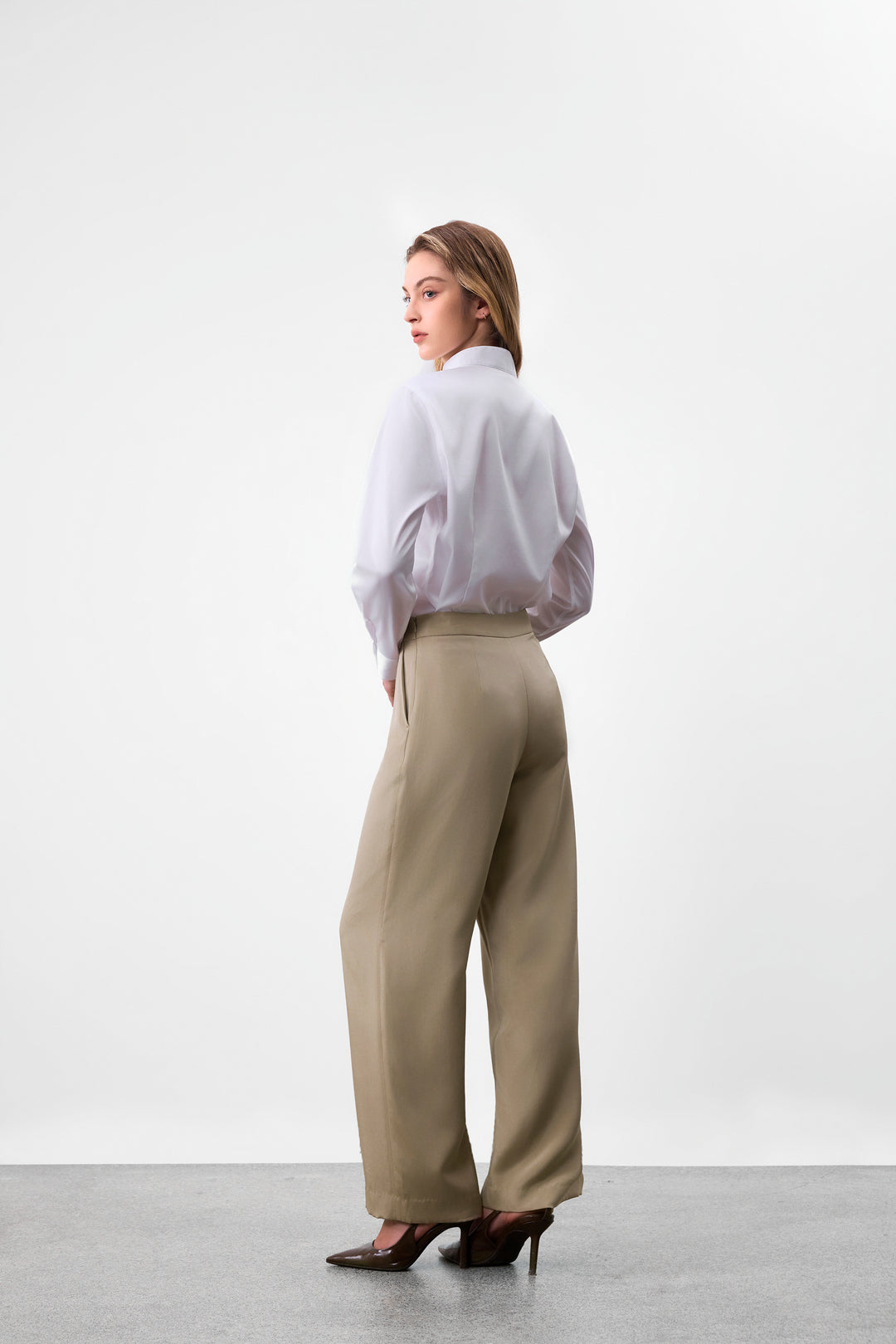 BLAACK | Non-Iron | Wing Collar Long-Sleeve Dress Shirt
