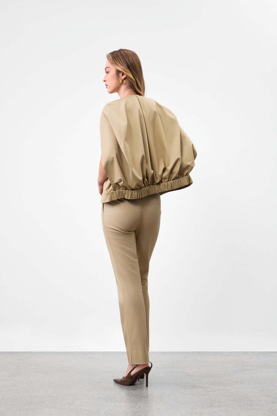 BLAACK | Regular Waist 休閒長褲(配腰帶)