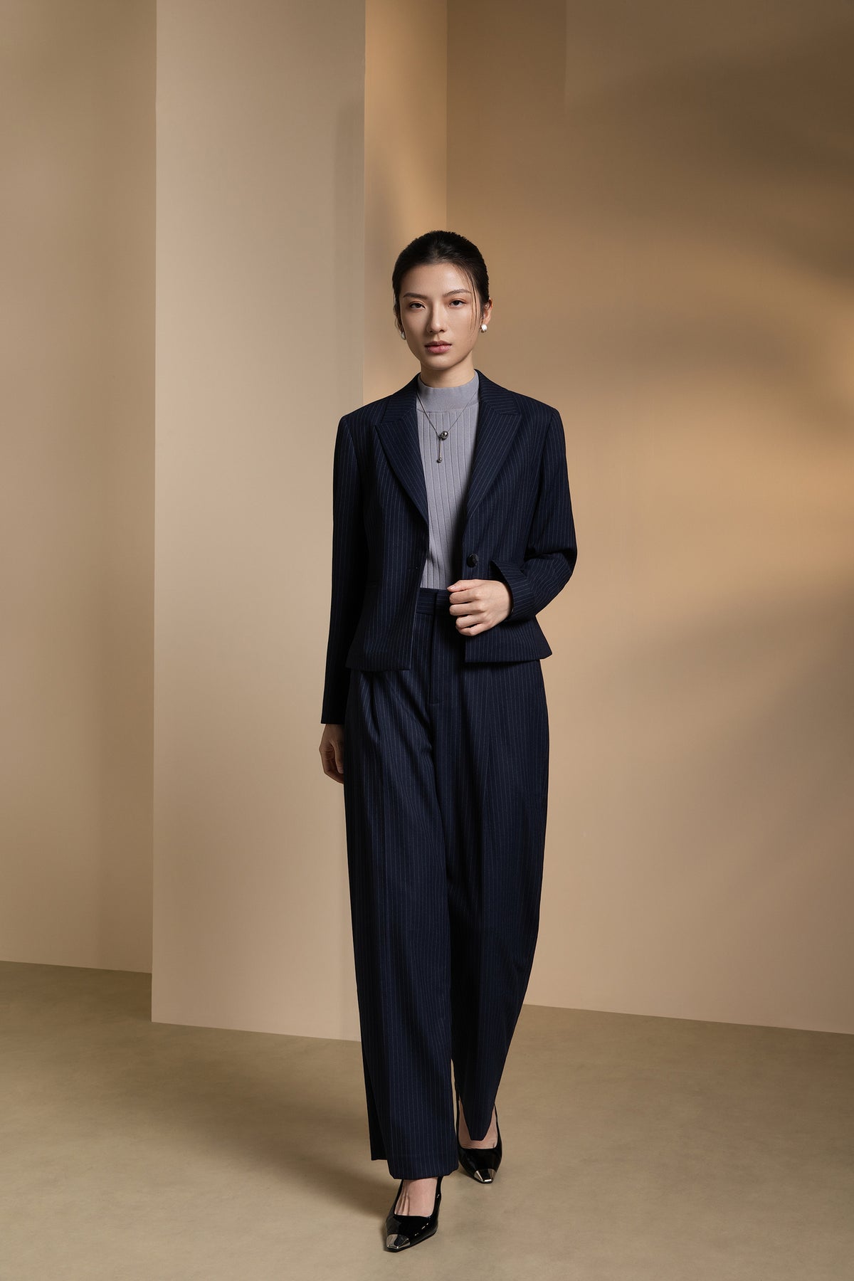 G2000 WOMAN-striped-peak-lapel-suit-blazer-66212145-Blue