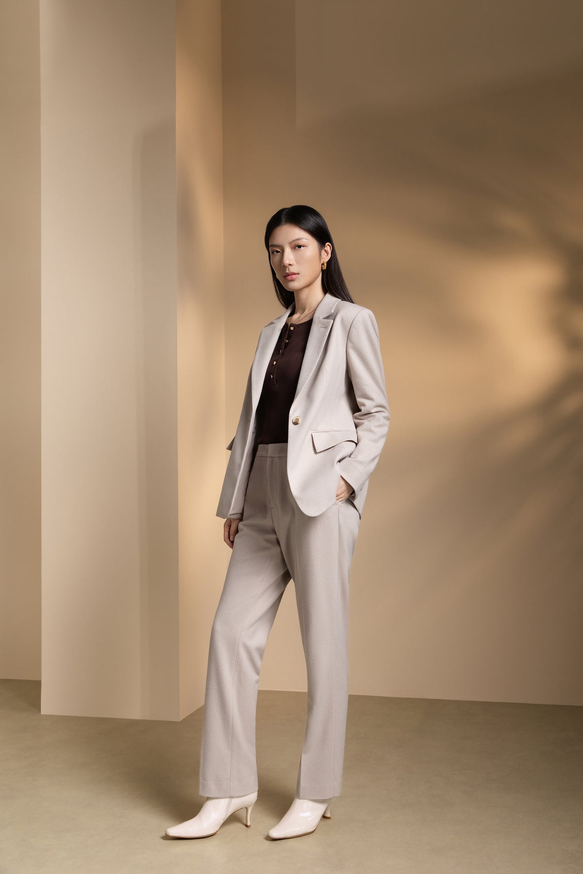 G2000 WOMAN-twill-peak-lapel-suit-blazer-66212170-Beige