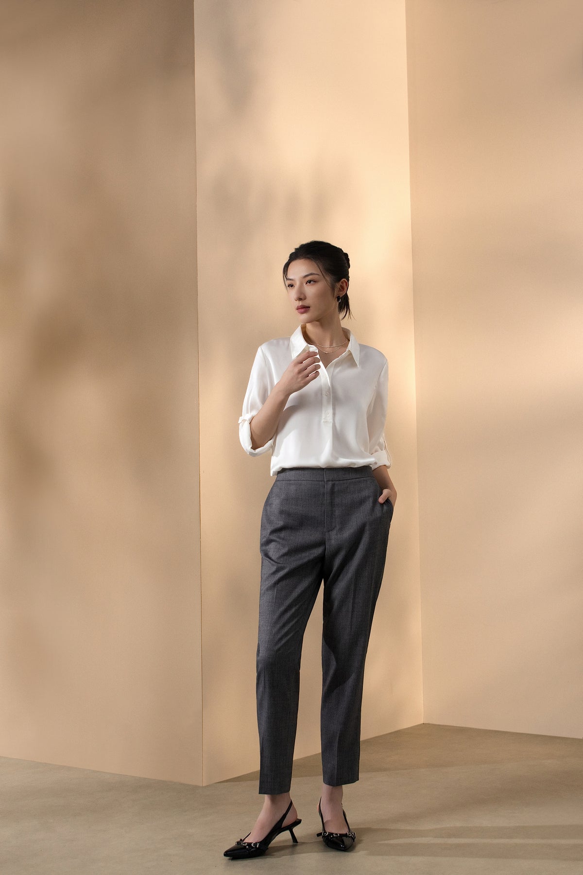 G2000 WOMAN-matte-satin-shirt-collar-blouse-66241407-White